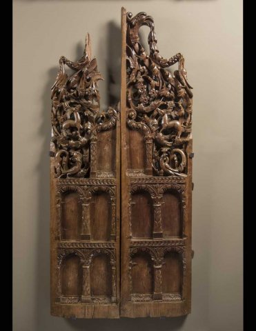 Ξυλόγλυπτο Βημόθυρο, από εργαστήριο της Ηπείρου, 19ος αι.   -    Wood-carved Sanctuary Doors, from a workshop in Epirus, 19th c.