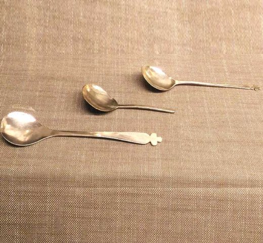 No 4: Αργυρές Λαβίδες Θείας Μεταλήψεως, 19ος αι. ----- Silver communion spoons, 19th c.